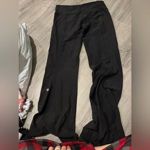 Lululemon bootcut pants size 6